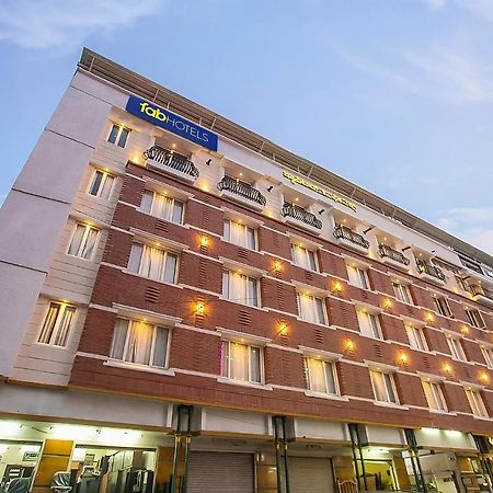 Fabhotel Phoenix Resorts - Nr M Chinnaswamy Stadium Bangalore Exterior foto